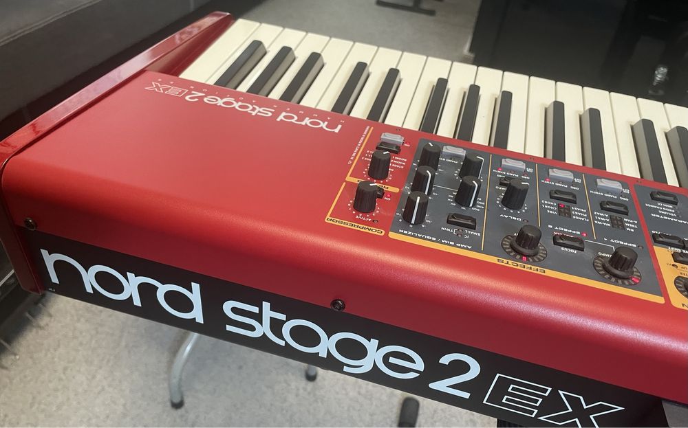 NORD STAGE 2 EX 88 z futerałem, stan bardzo dobry