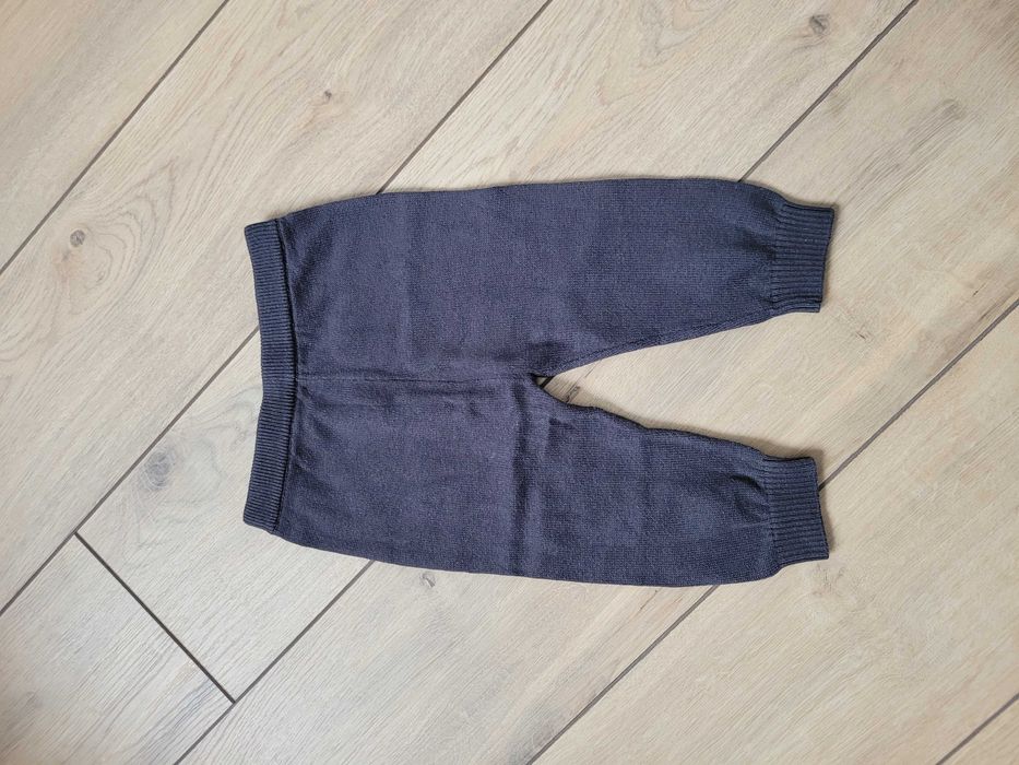 Spodnie dzianinowe 68 3-6 długie niemowlęce grafitowe unisex