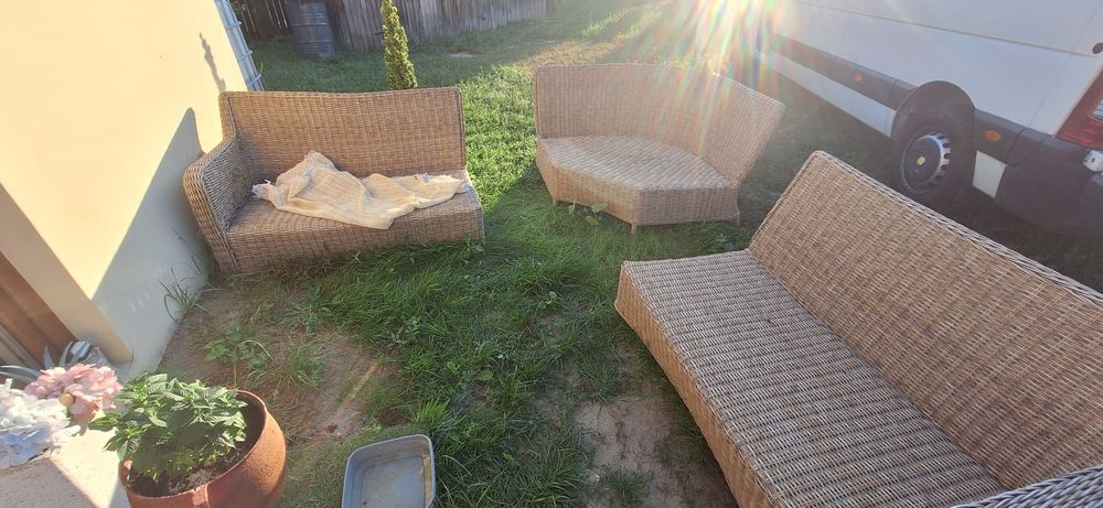 Meble ogrodowe ratan