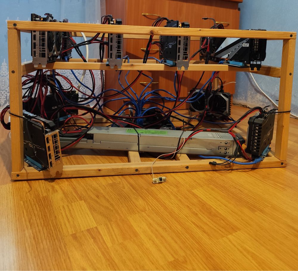 Продам 2 шт  Майнінг ферми 5000$