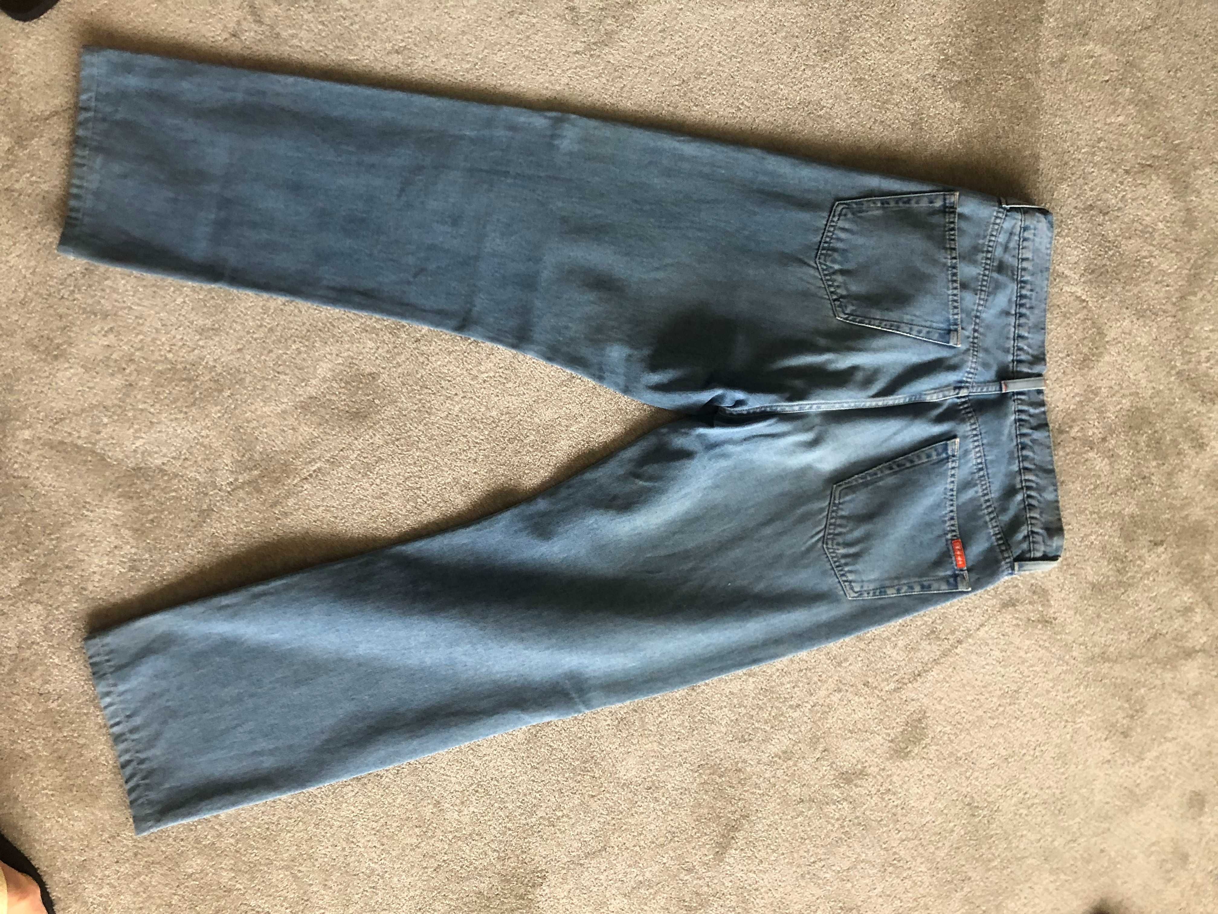 Jeans Façonnable - Modele F38 - Size 33