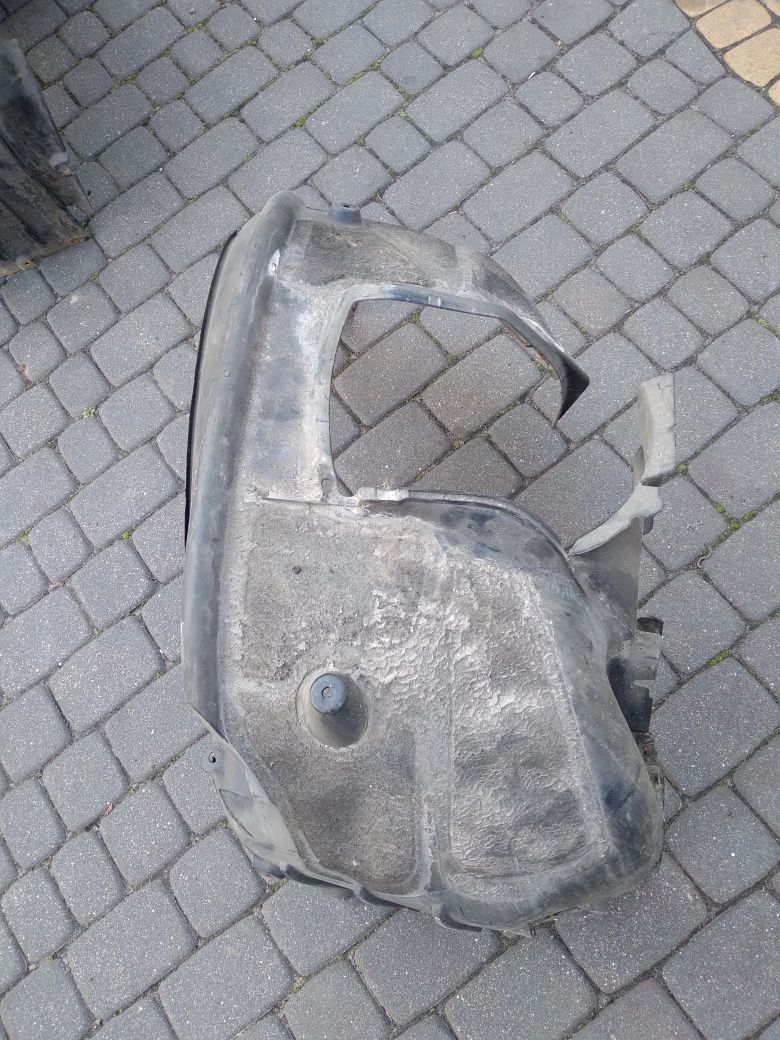 Nadkole prawe lewe przod przednie bmw e60 e61