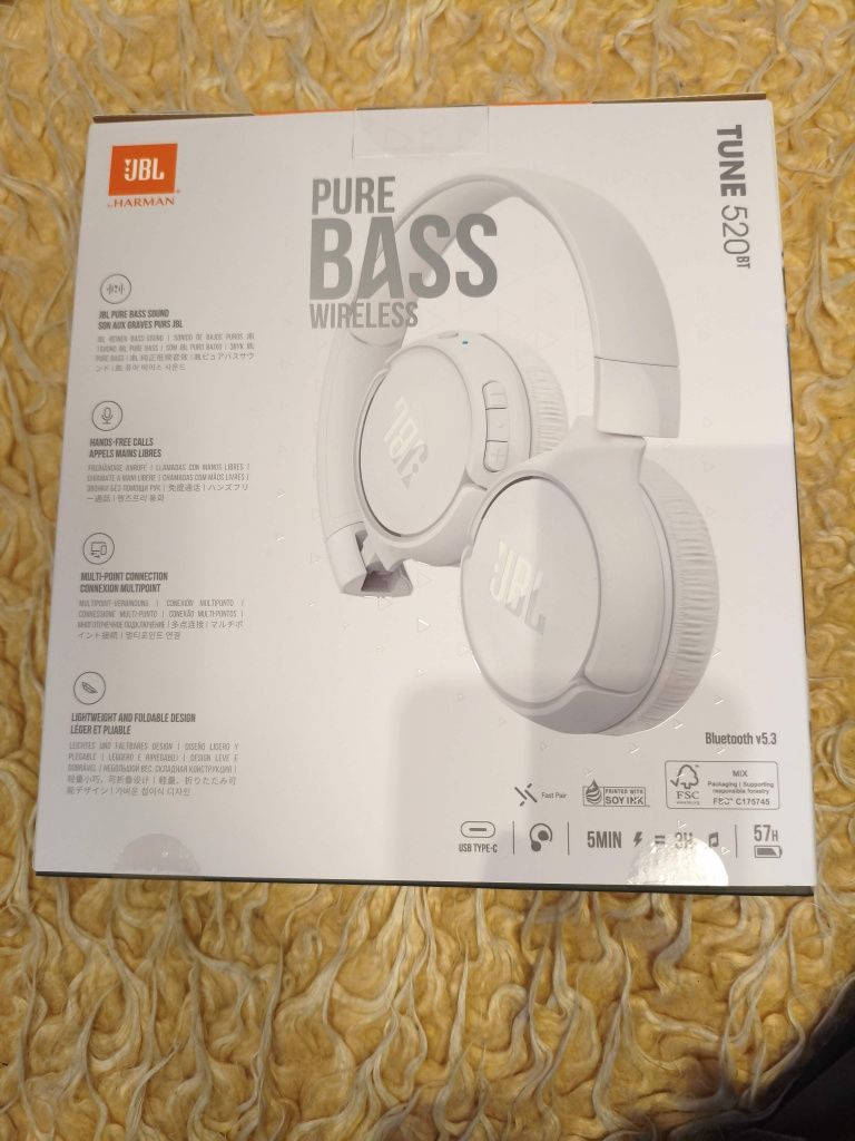 Słuchawki bluetooth JBL Tune 520bt, białe,nowe.
