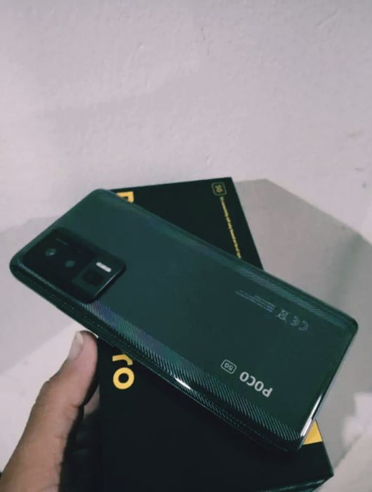 Xiaomi Poco F5 Pro 5G poderoso 512GB,snadragon 8+Gen1/aceito trocas