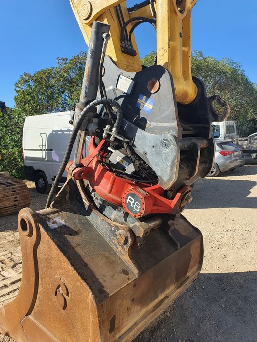 Komatsu PC-240 NLC 11