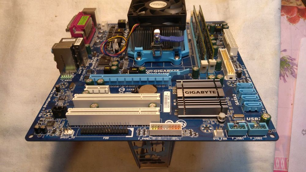 Płyta Główna Gigabyte  GA-M68M-S2P