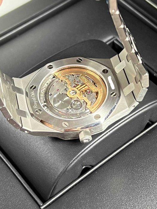 Audemars Piguet Royal Oak Extra-Thin "Jumbo"