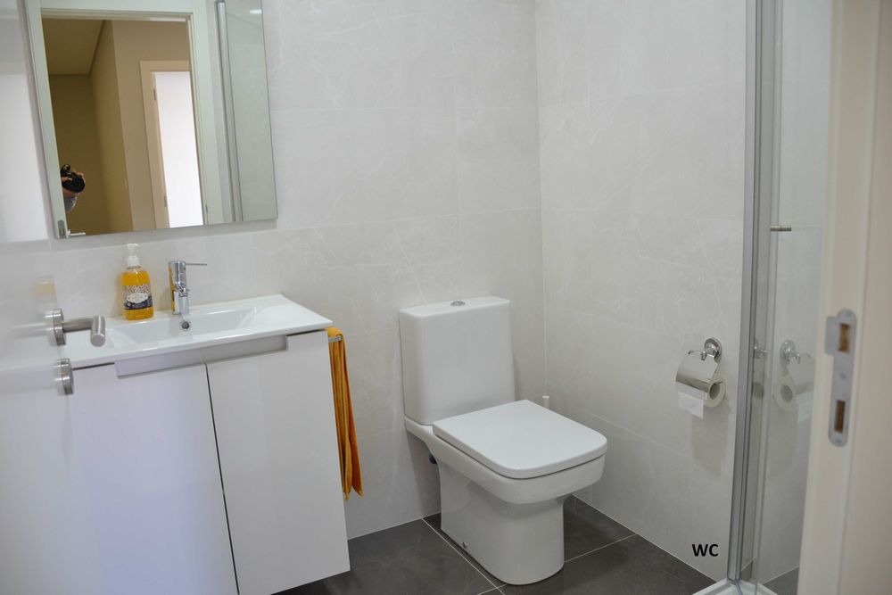 Apartamento T1 semi novo para arrendar
