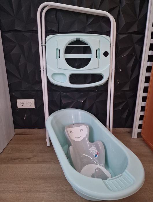 Wanienka + stojak do wanienki + nakladka dla niemowlaka