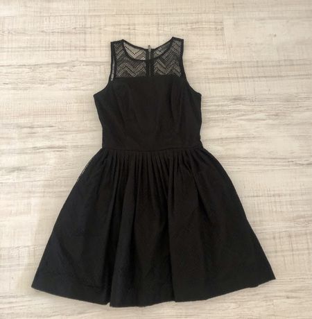 Черное элегантное платье Armani Exchange