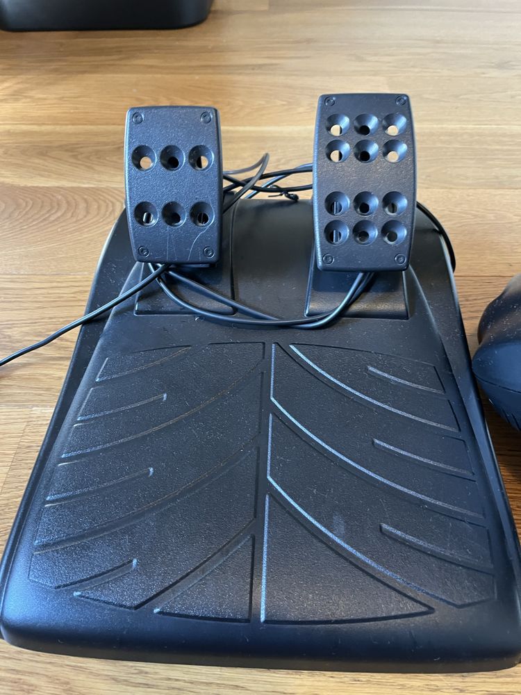 kierowniaca do pc/ps3/ps2 logitech driving force GT