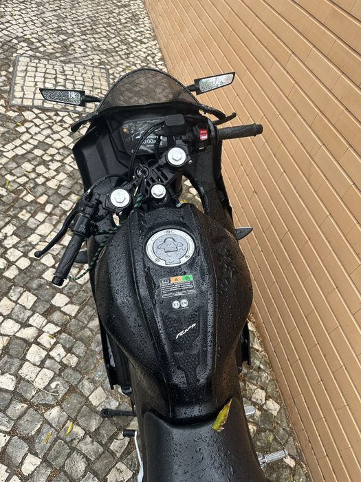 Yamaha yzf R125