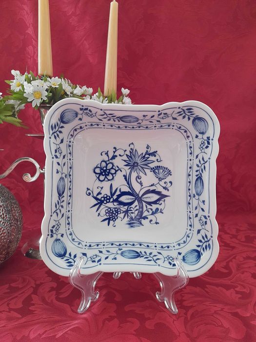 Salaterka porcelanowa Triptis Porzellan NRD-wzór cebulowy