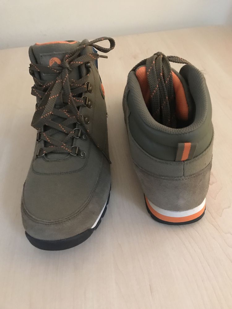 Męskie buty turystyczne r. 44 marki ELBRUS trekkingowe khaki
