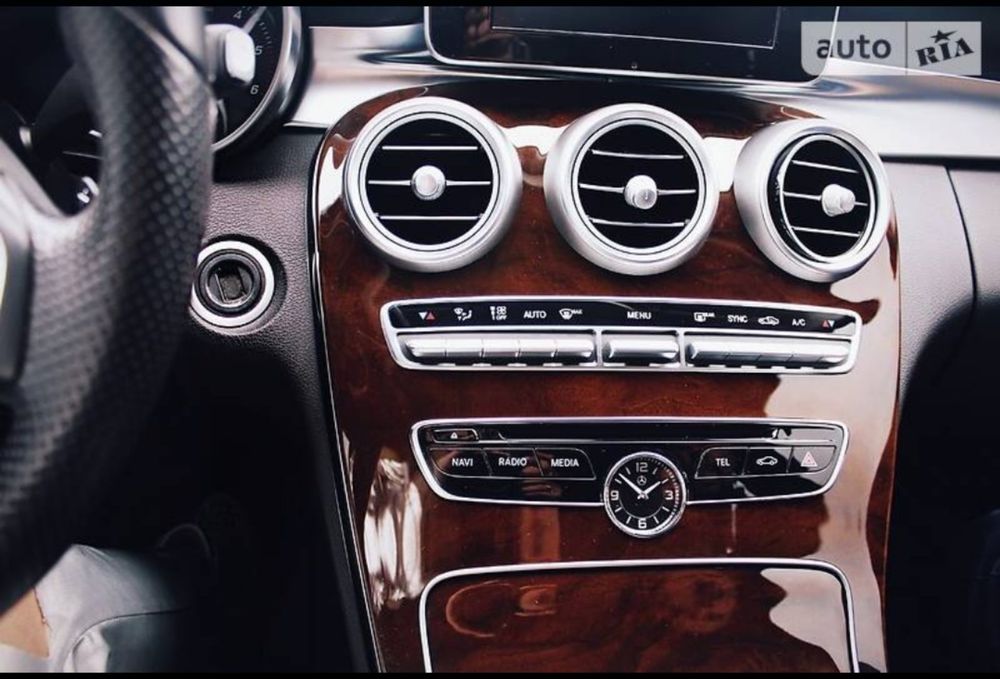 Продам С клас w205 2015 D