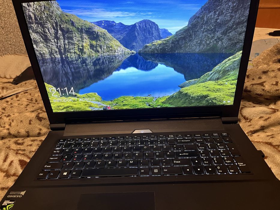 СРОЧНО ігровий ноутбук