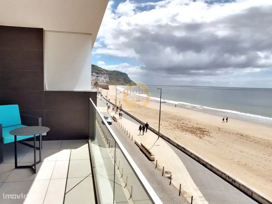 Apartamento T0 em Sesimbra com vista de mar varanda condomínio com ...