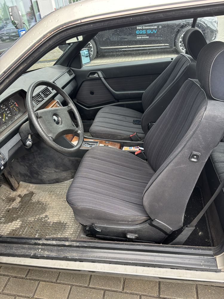 Mercedes 124 coupe 2.3 automat