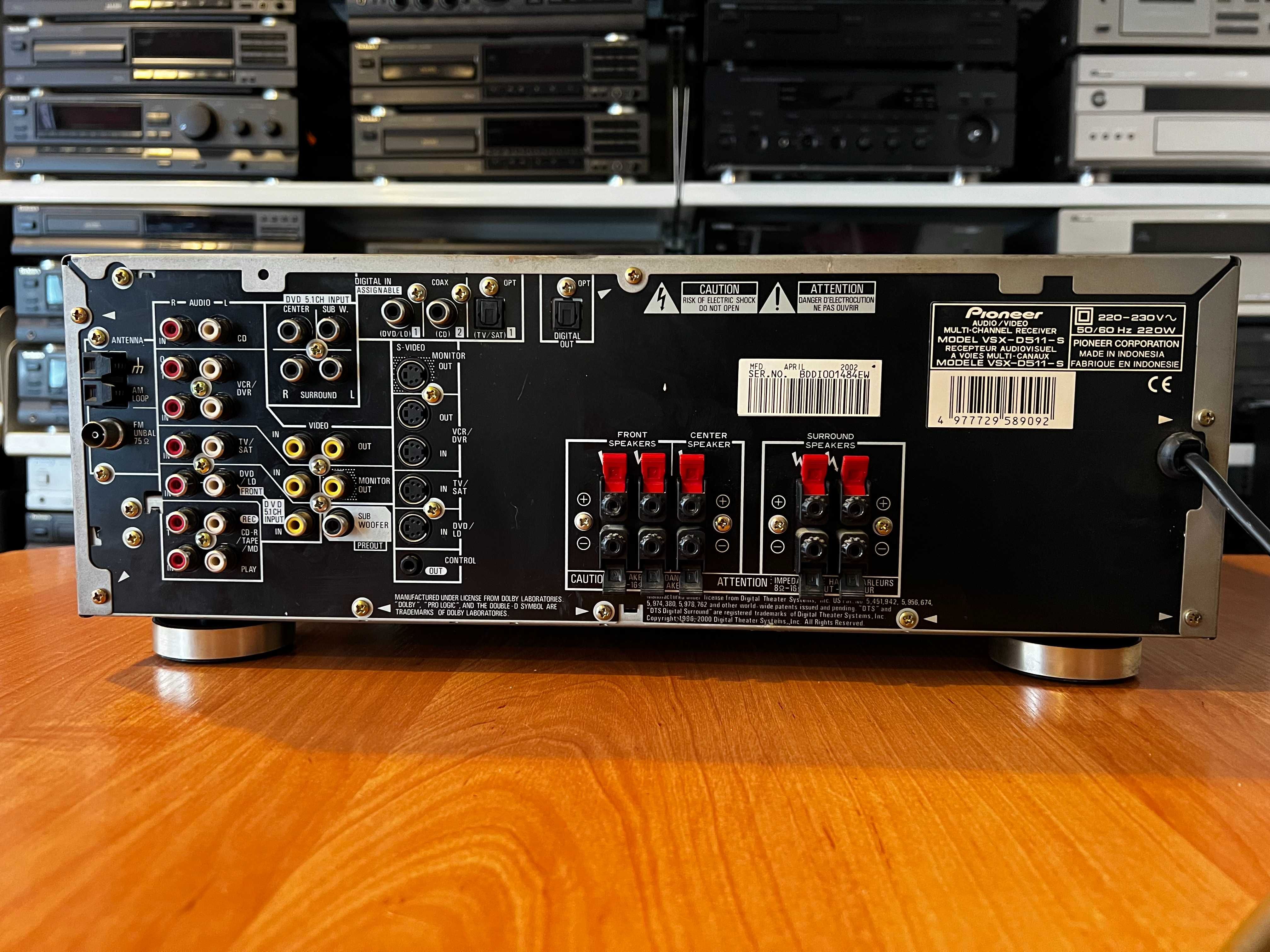 Amplituner Pioneer VSX-D511 Audio Room