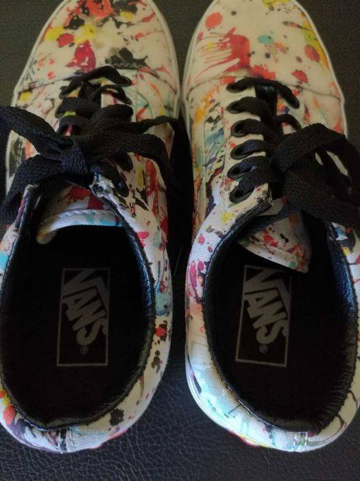 Ténis Vans estampados tamanho 36,5 ótimo estado
