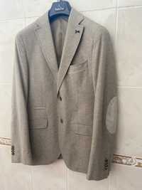 Blazer NOVO suits tamanho 46