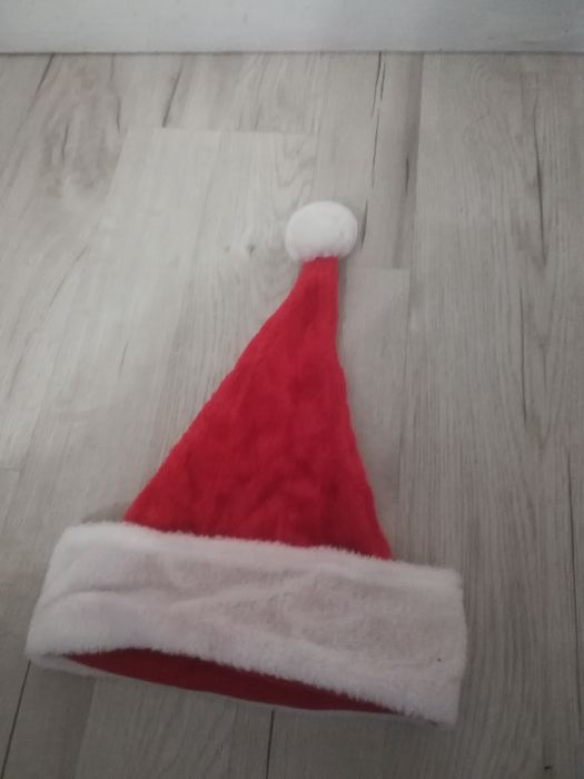 Czapka świętego mikołaja. Nowa.