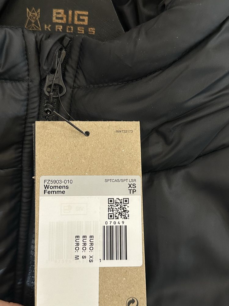Жіноча куртка Nike Nsw TF Snfl Nk Clsc Prka