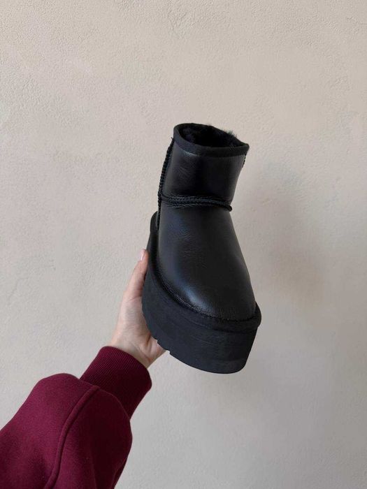 Женские Ugg Mini Platform Black Leather черные кожанные УГГ міні