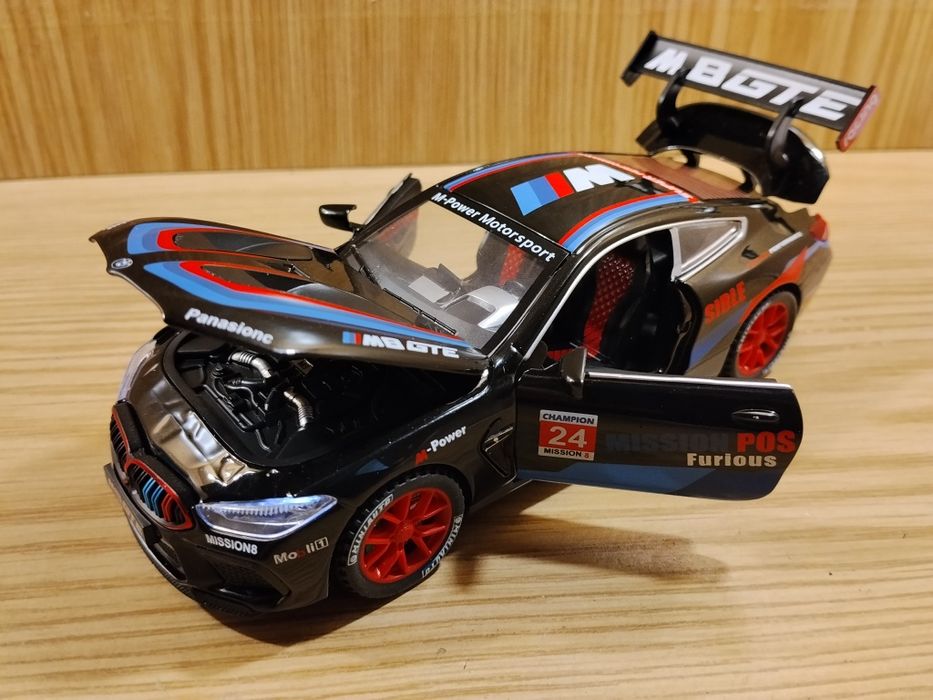 Модель машинка Bmw M8 GTE 1:32 автоэксперт металл свет звук инерция БМ