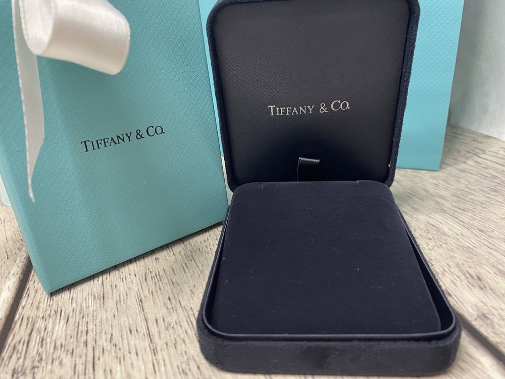 Коробок Tiffany&Co Тиффани для подвеса,ключика.Новый.