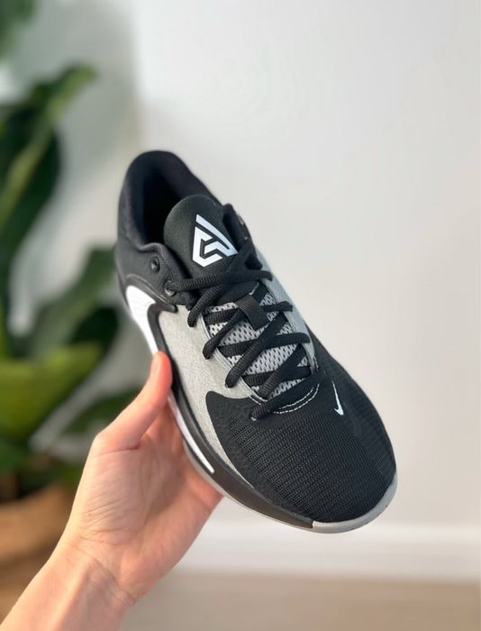 Кросівки Nike zoom freak 4