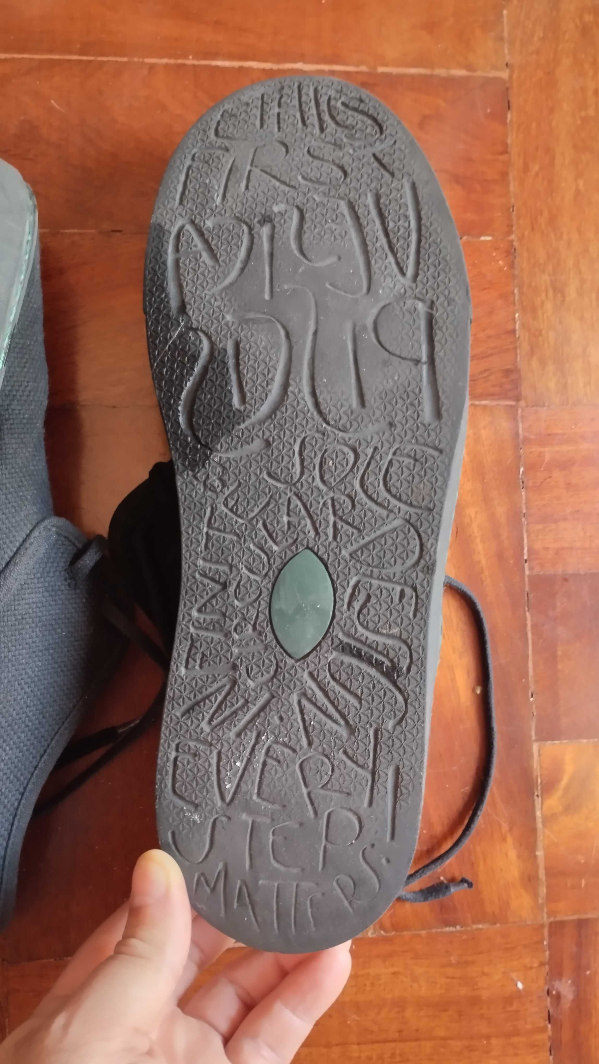 Sapatos Homem Vesica Piscis tamanho 43