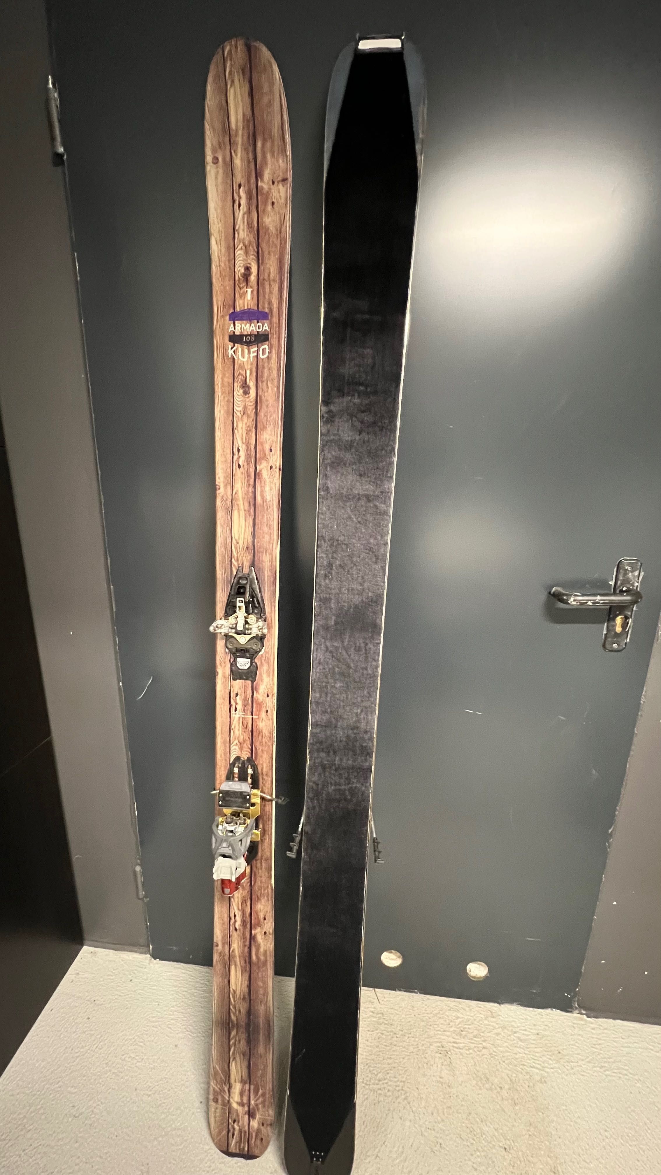 Narty freeride Armada Kufo 188cm + Beast 14 + foki + harszle