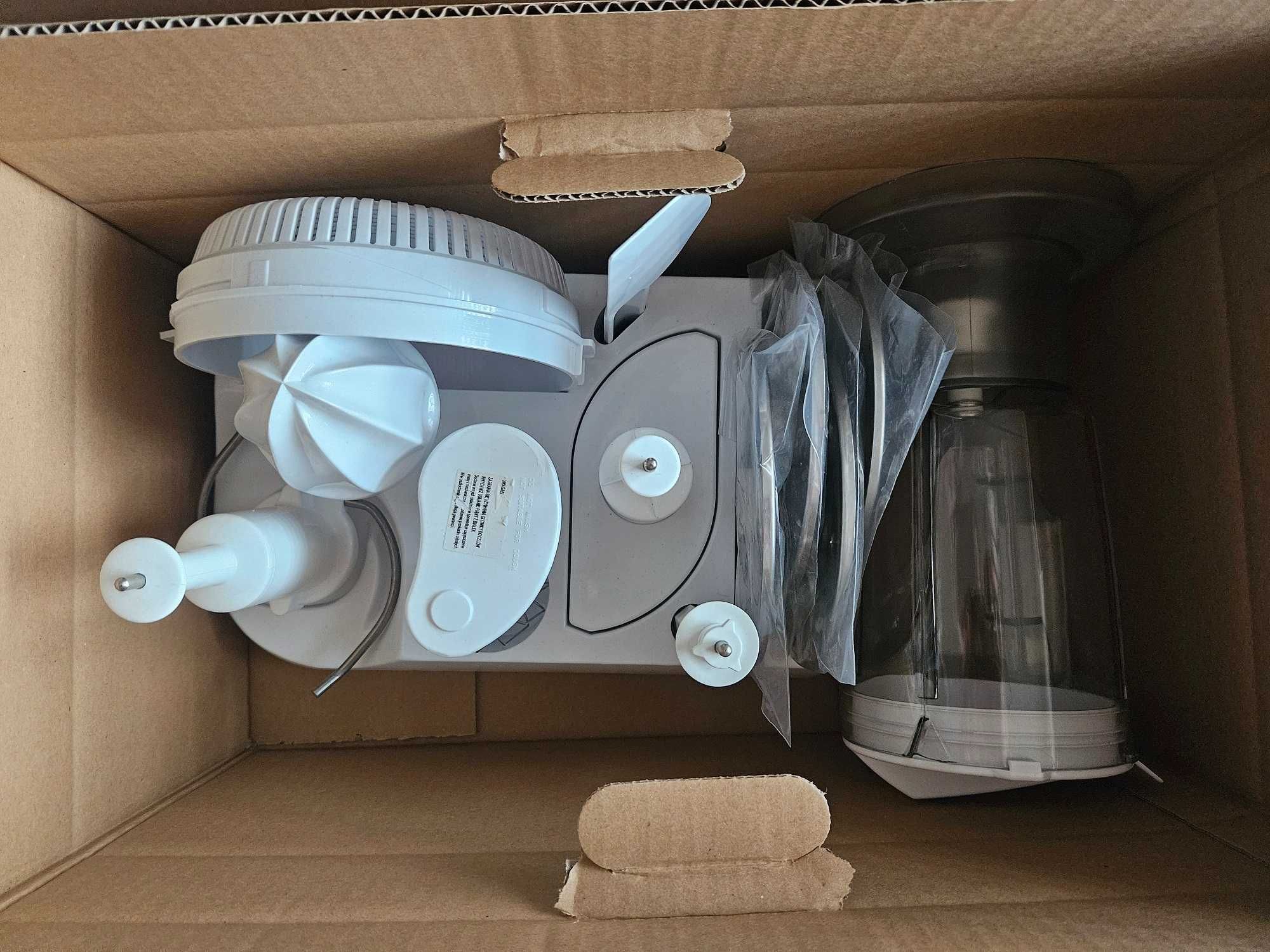 Robot MPM Kasia Plus MRK-11+drugi kompletny dodatkowy zestaw elementów