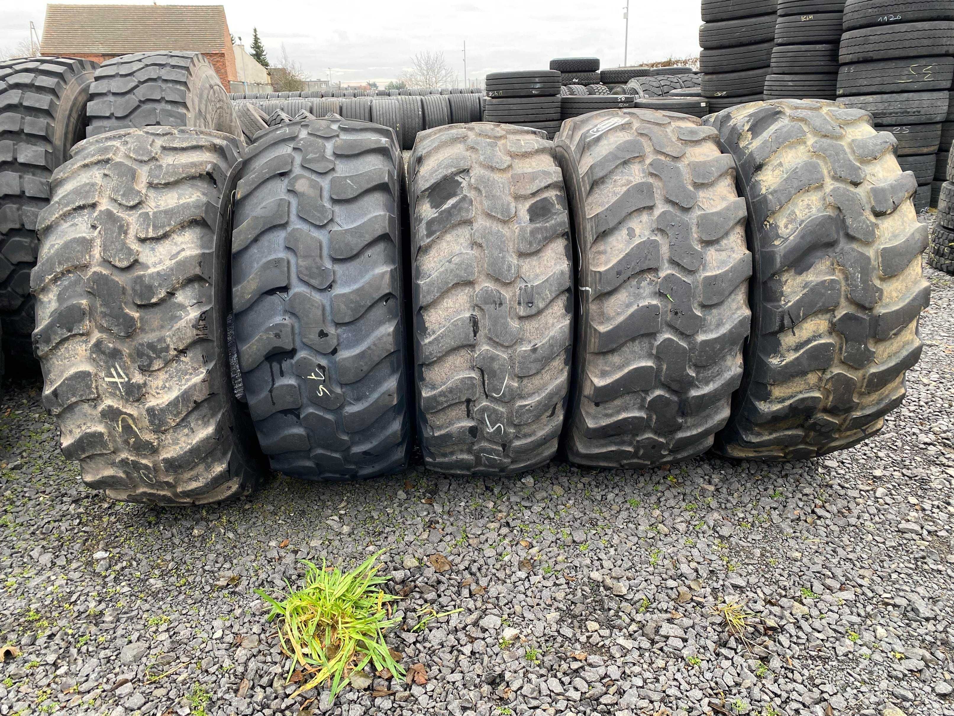 Opony 405/70R18 DUNLOP SPT9 Przemysłowe 60% bieżnika 15.5R18 SP T9