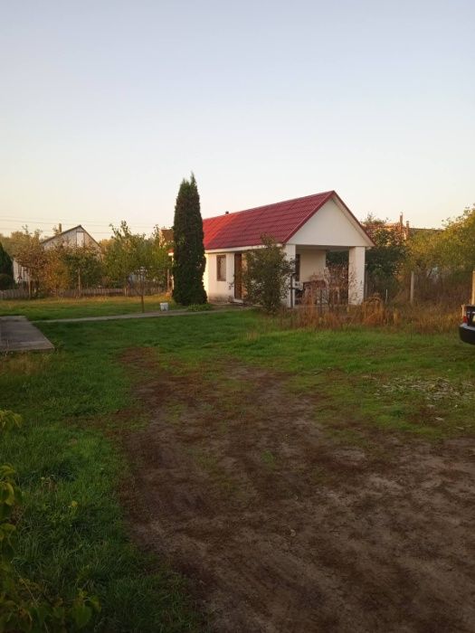 Дача и дачный участок в СТ(Лазурное), С.Процев 40км от Киева