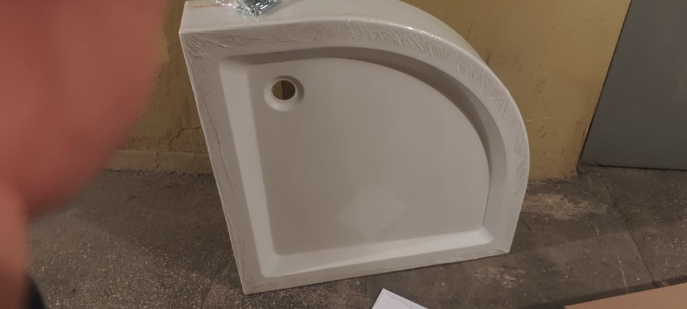 Brodziki 80x80x16