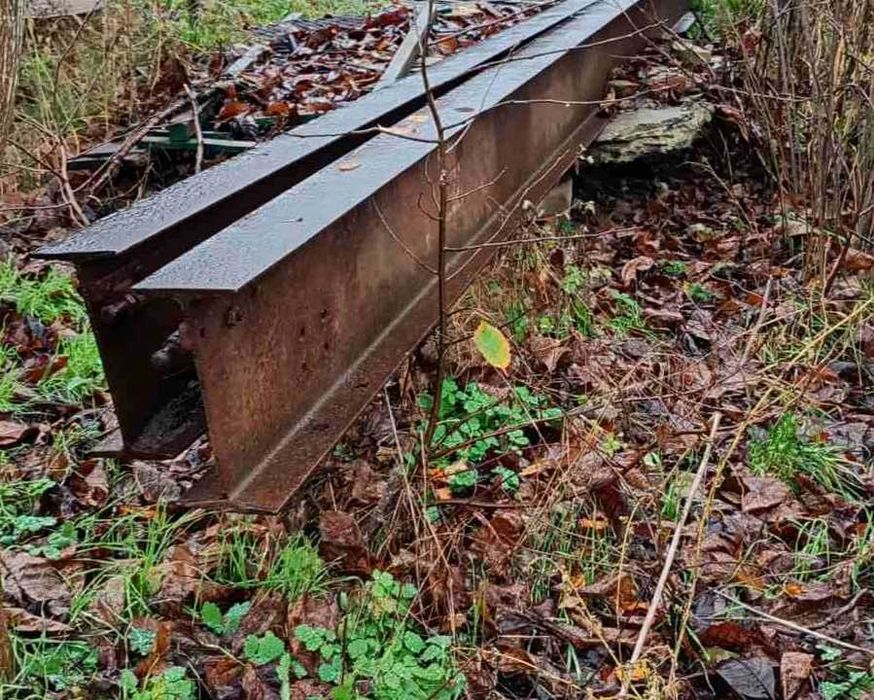 Двутаврова балка 30*13.5*5.5м, 2 шт. в гарному стані. Самовивіз.