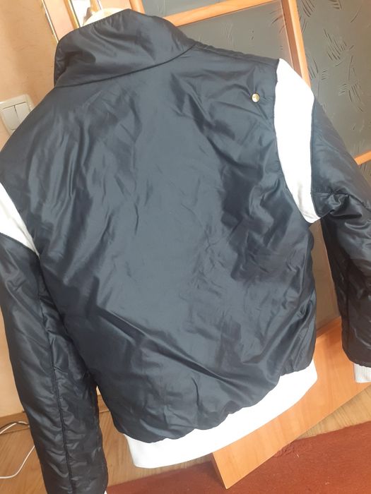 Куртка puma s-m.
