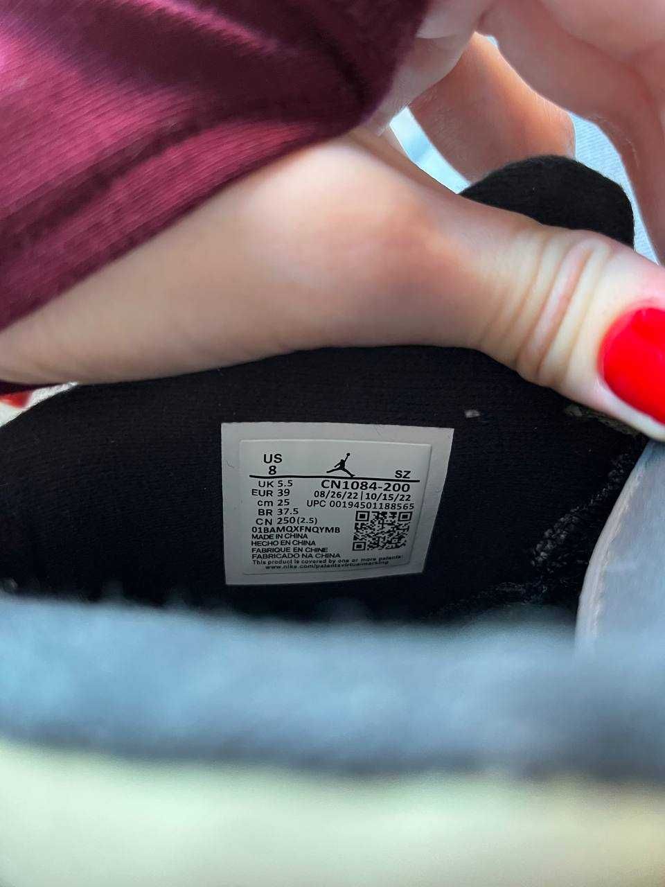 Jordan 6 x Travis Scott Retro Olive