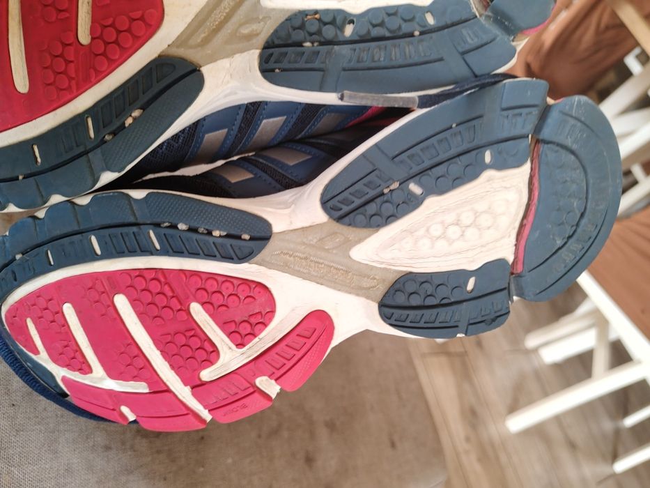 Buty sportowe adidas rozmiar 42