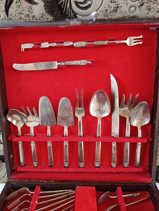 Столові прибори Solid Nickel Bronze Thailand