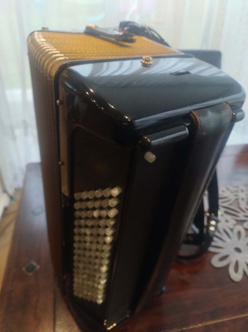 Akordeon Hohner Maestro III