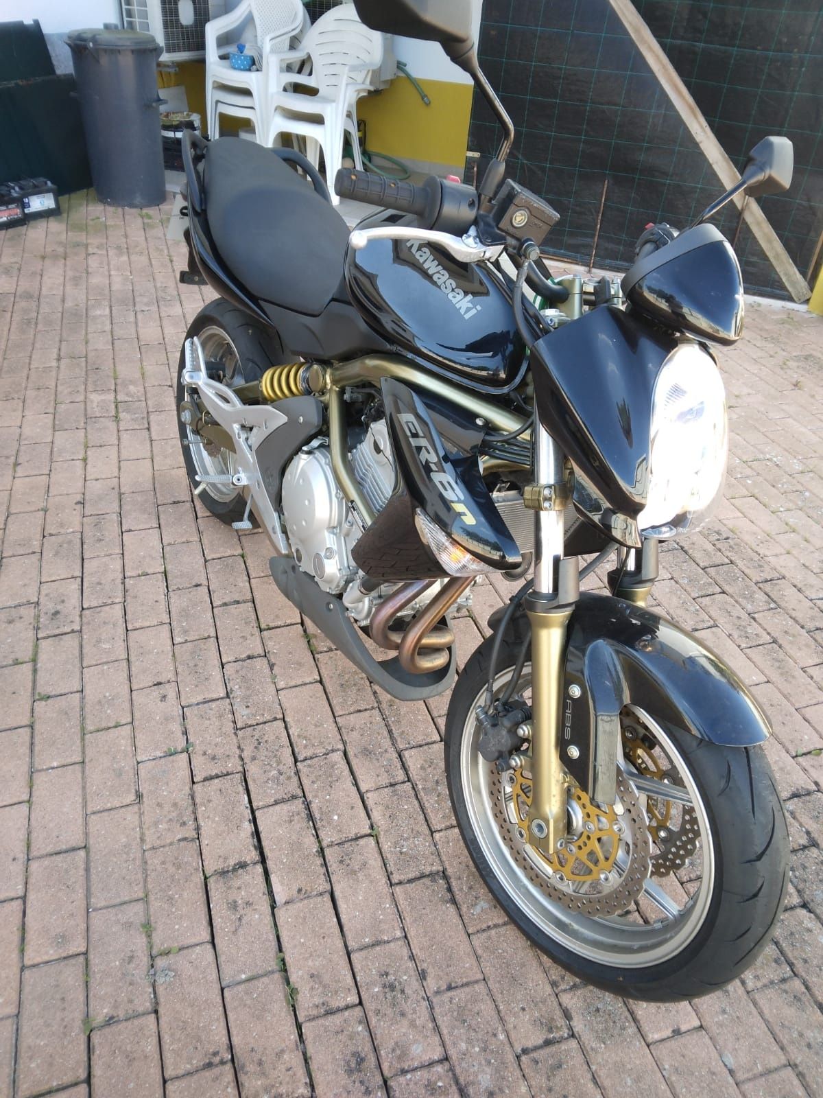 Kawasaki ER-6n 600cc - 2007 | Apenas 5.700 km!