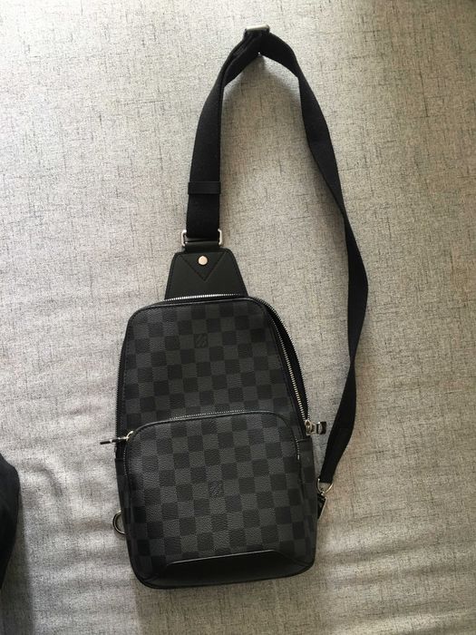 Używany Louis Vuitton Avenue Torba na chustę Demier Grafit Gross Body