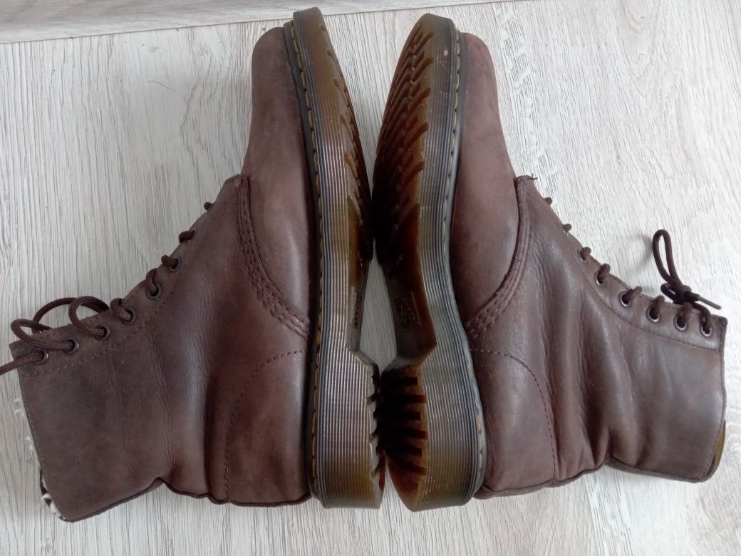 Glany Dr. Martens Serena ocieplane r.41