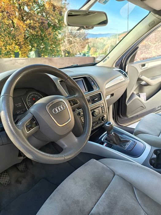 Audi Q5 em muito bom estado