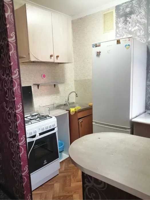 Здам однокімнатну квартиру-студию на Лісовому масиві.