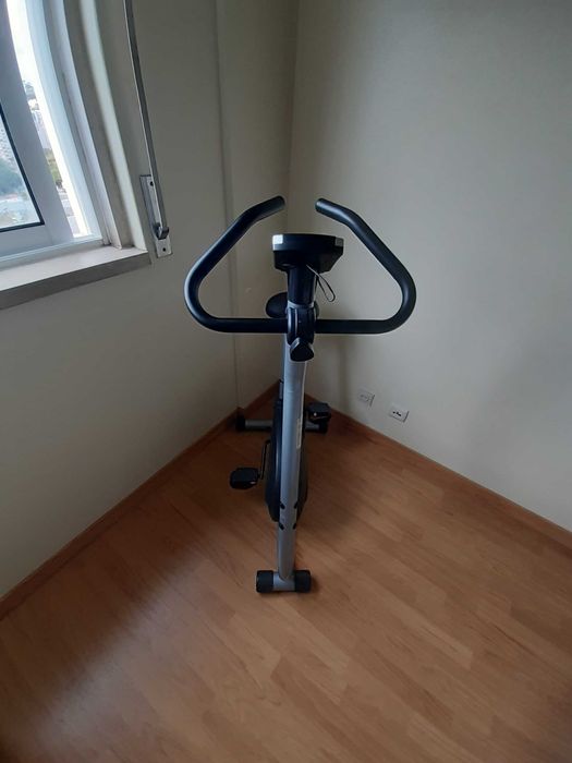 Bicicleta estática de treino Newfit