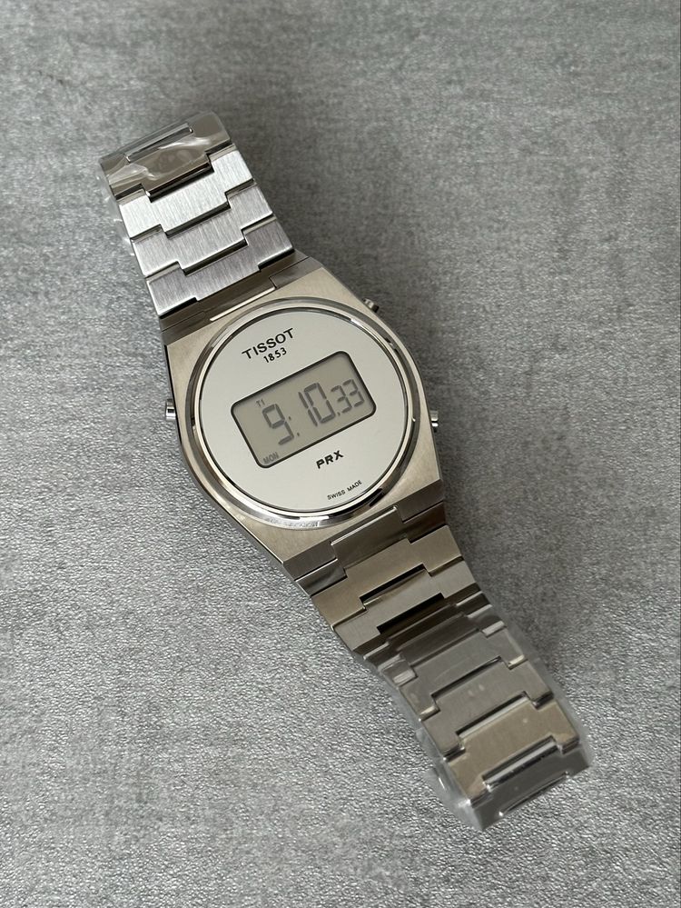 Чоловічий годинник TISSOT PRX DIGITAL T137.463.11.030.00 тисо электрон